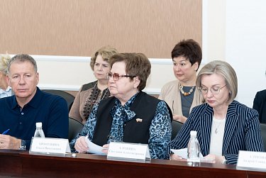 21 тысяча – на каждого застрахованного по ОМС оренбуржца